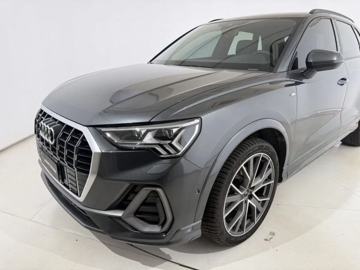 Audi Q3 Sportback usata a Perugia (3)
