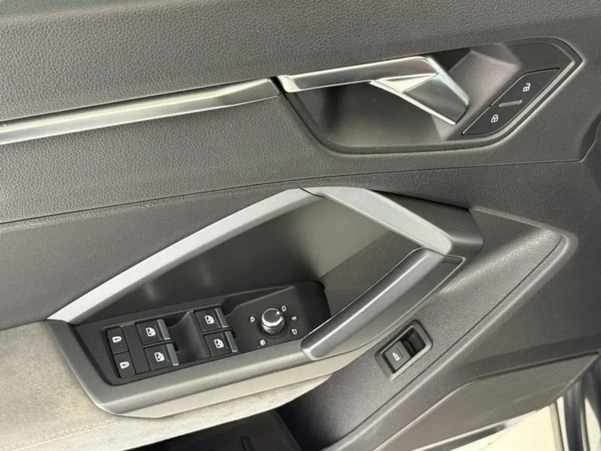 Audi Q3 Sportback usata a Perugia (7)