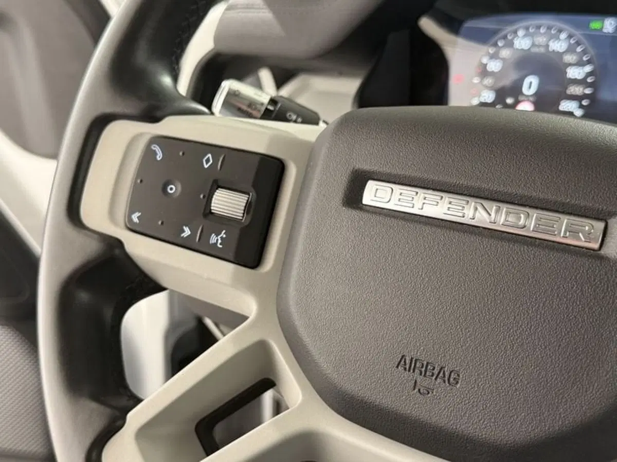 Land Rover Defender usata a Perugia (12)
