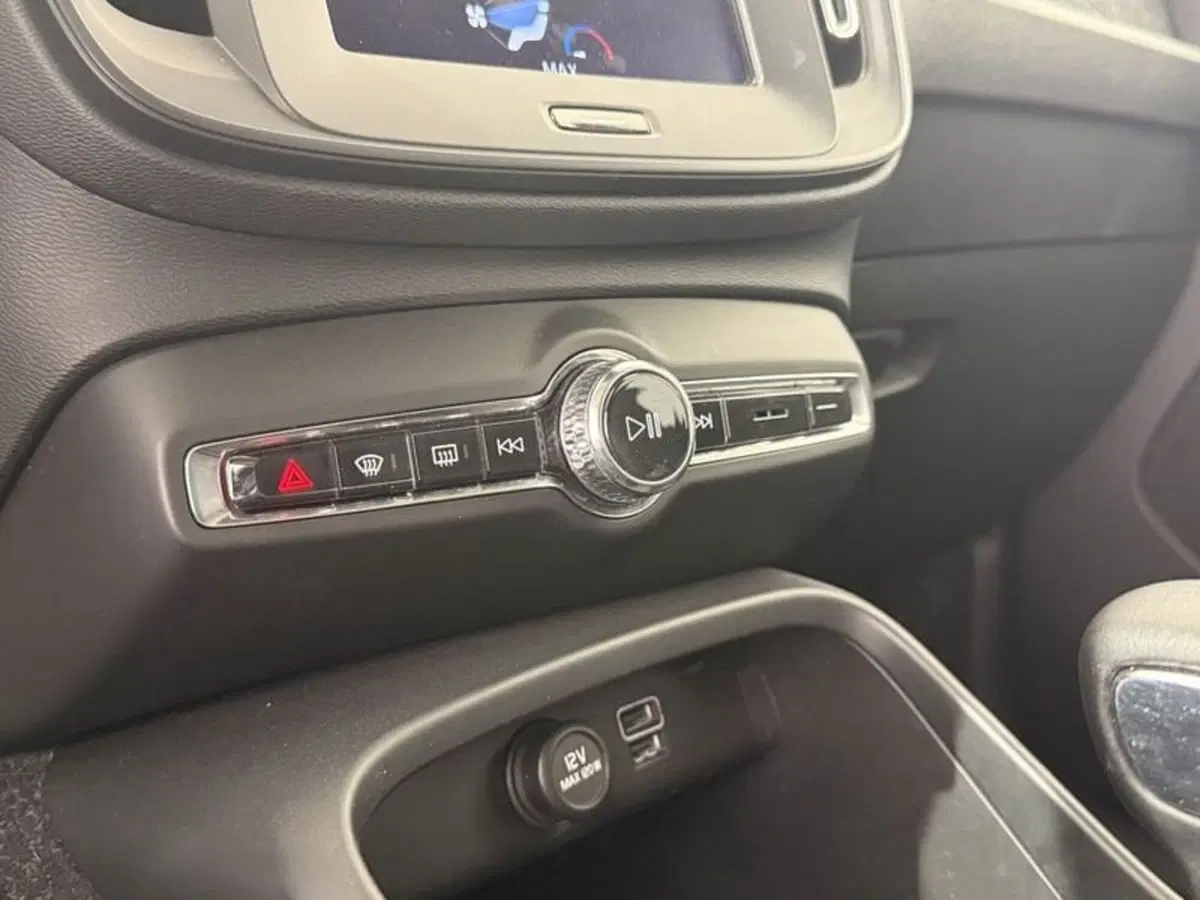 Volvo XC40 usata a Perugia (13)