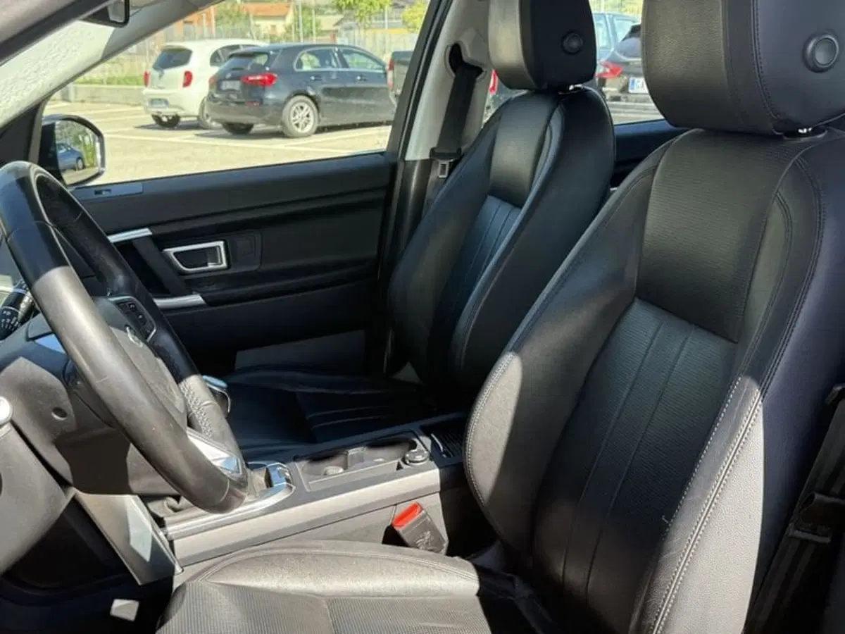Land Rover Discovery Sport usata a Perugia (11)