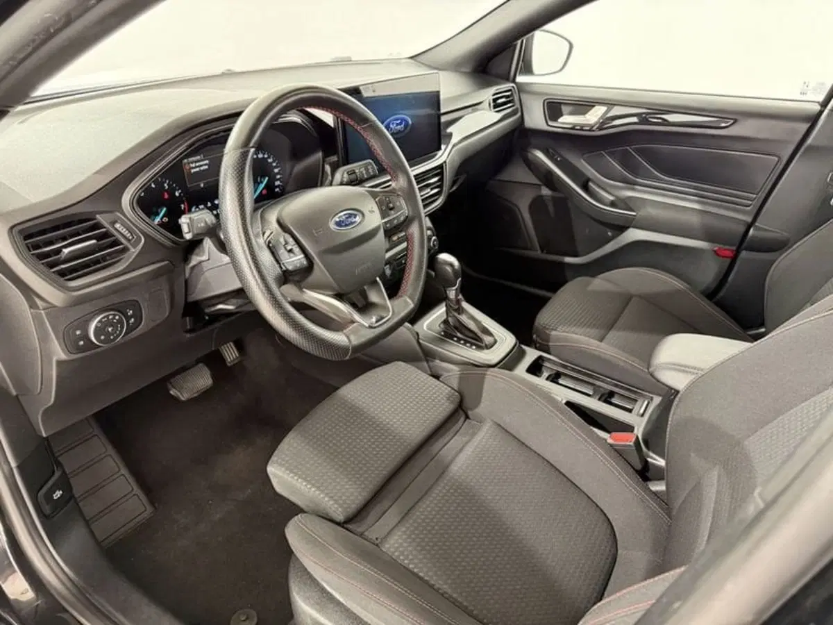 Ford Focus Station Wagon usata a Perugia (5)