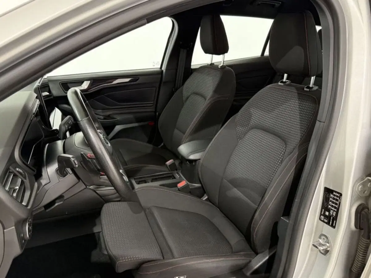 Ford Focus Station Wagon usata a Perugia (10)