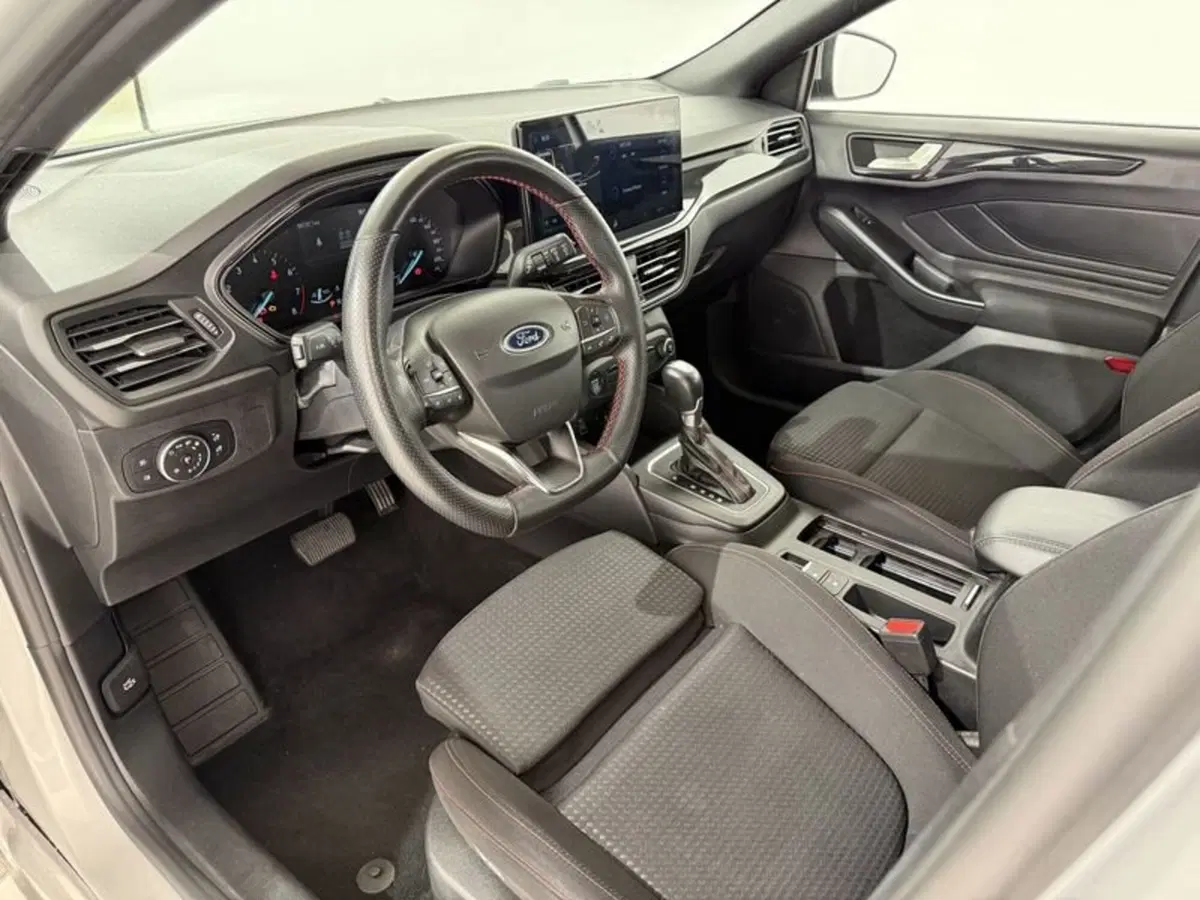 Ford Focus Station Wagon usata a Perugia (5)