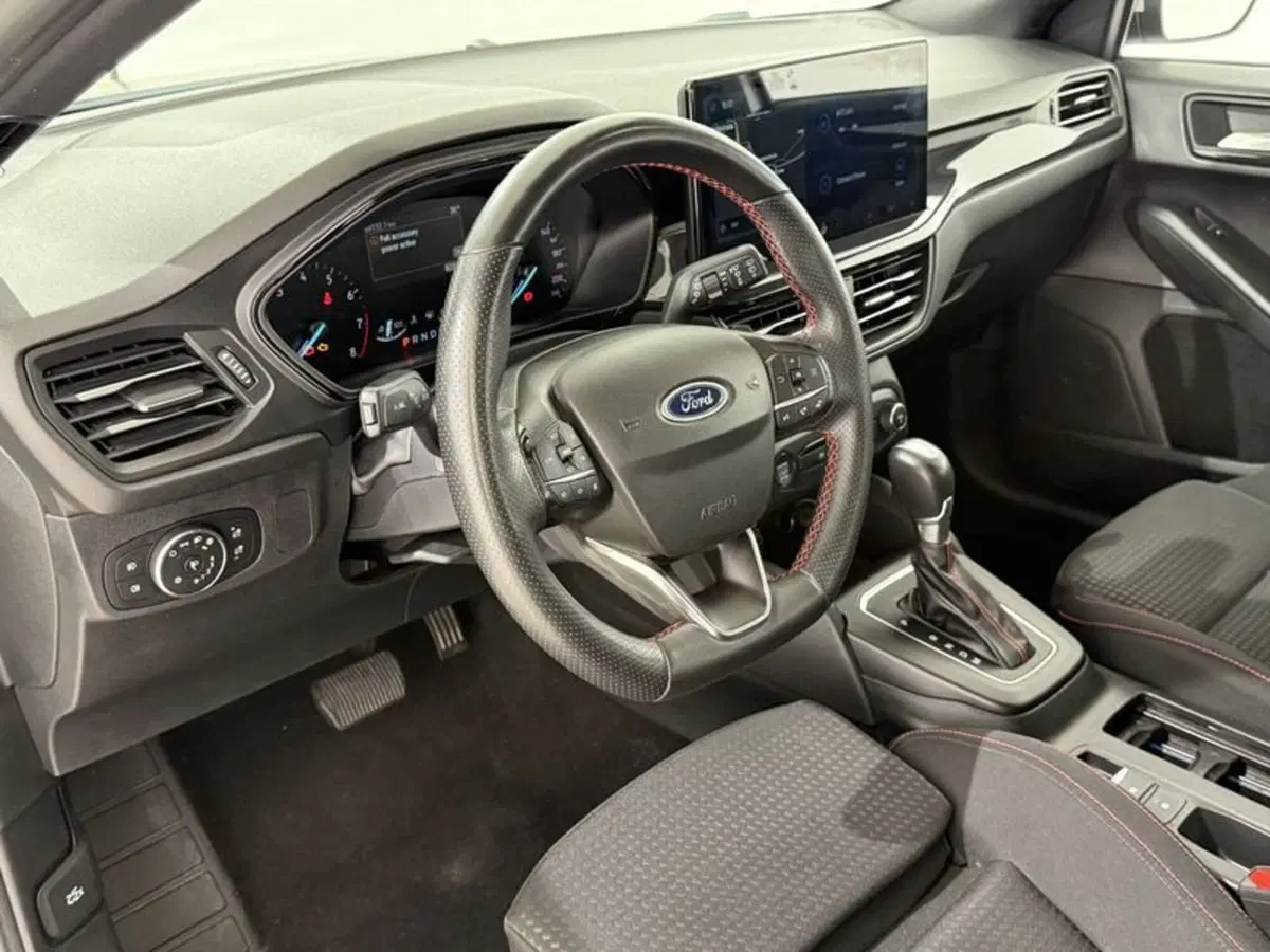 Ford Focus Station Wagon usata a Perugia (6)