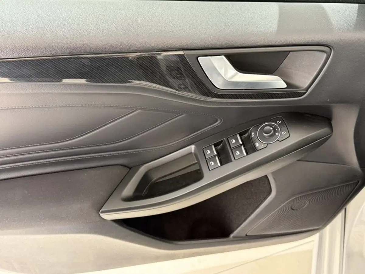 Ford Focus Station Wagon usata a Perugia (7)