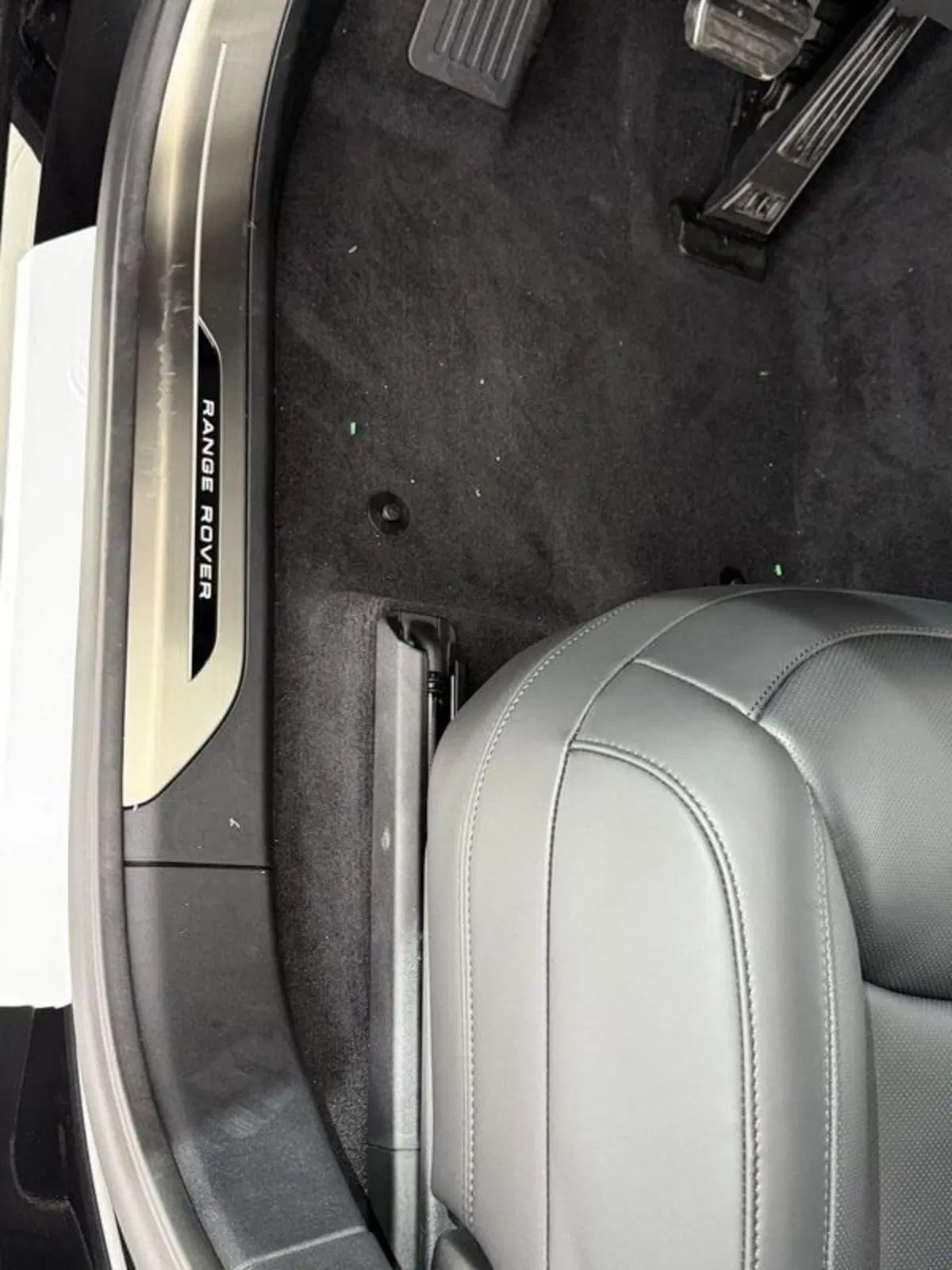 Land Rover Range Rover Sport nuova a Perugia (7)