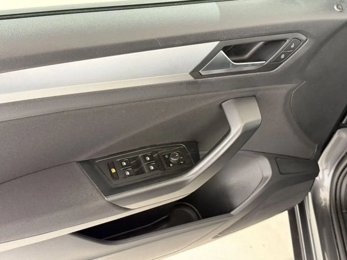 Volkswagen T-Roc usata a Perugia (6)