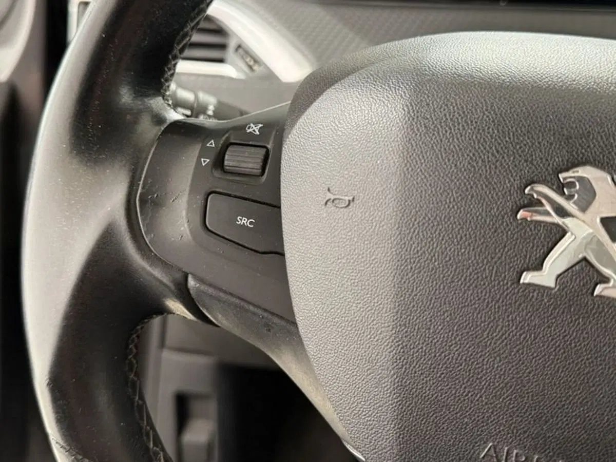 Peugeot 2008 usata a Perugia (11)