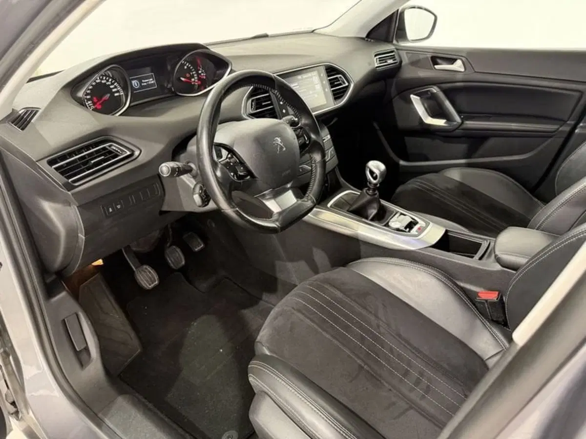 Peugeot 308 usata a Perugia (4)