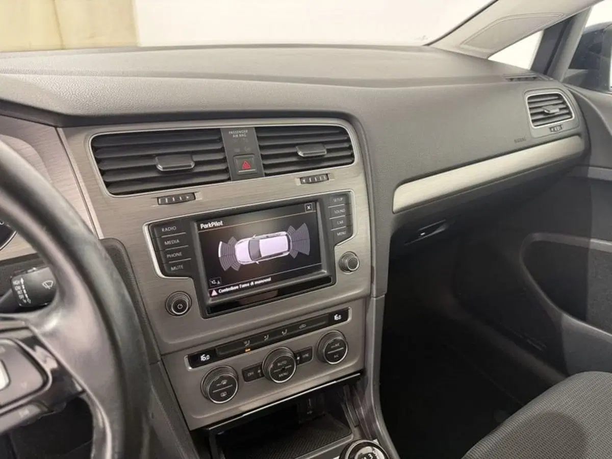 Volkswagen Golf usata a Perugia (11)