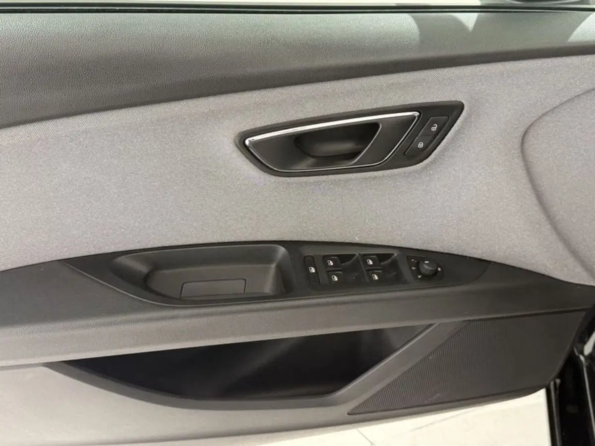 SEAT Leon ST usata a Perugia (6)