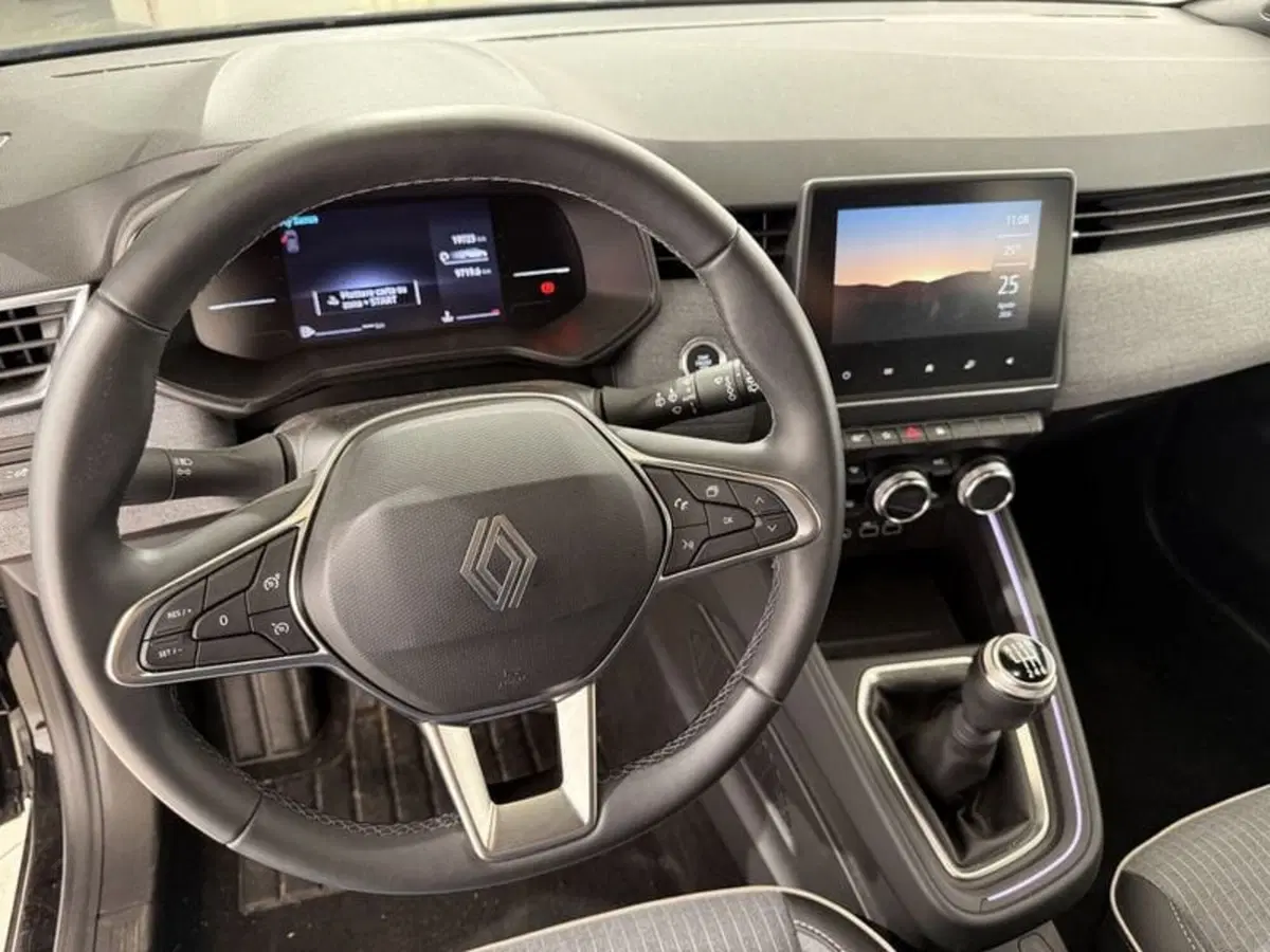 Renault Clio usata a Perugia (9)