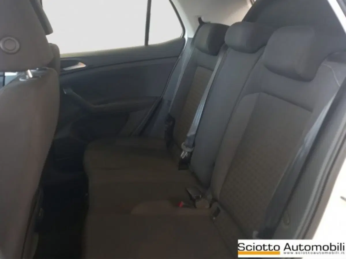 Volkswagen T-Cross usata a Messina (13)