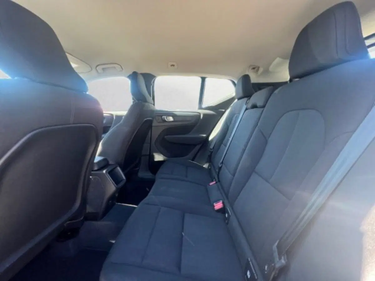 Volvo XC40 usata a Udine (10)