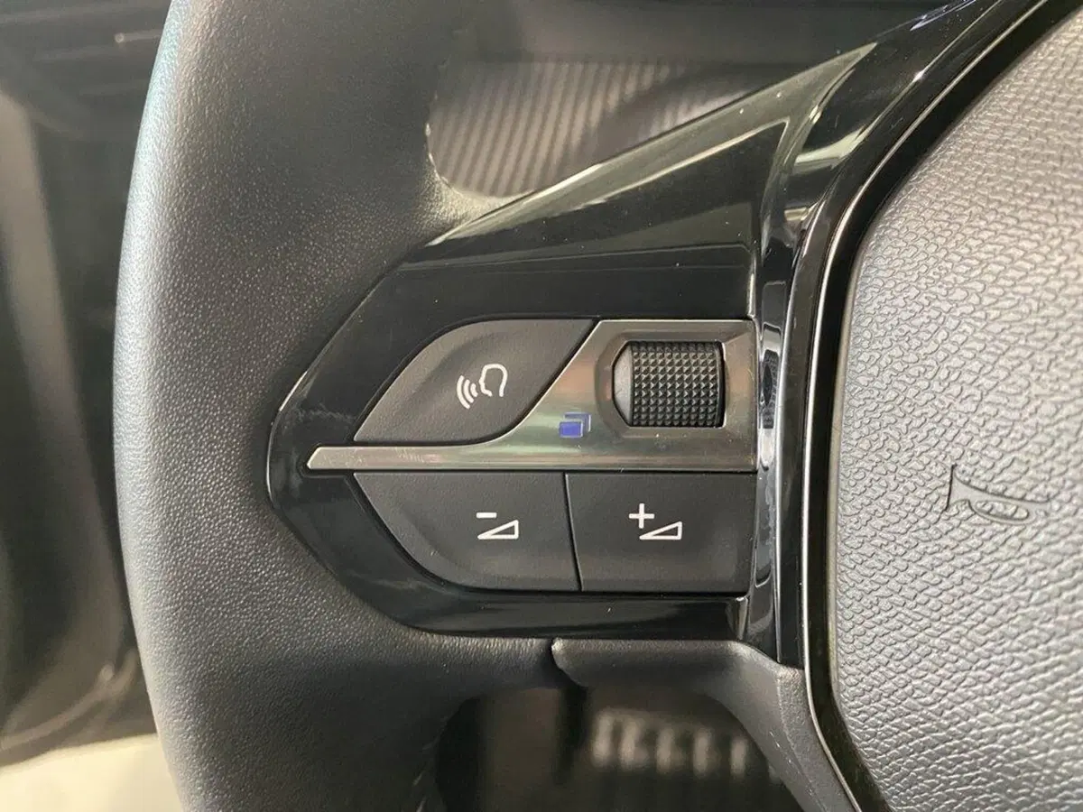 Peugeot 208 usata a Torino (13)