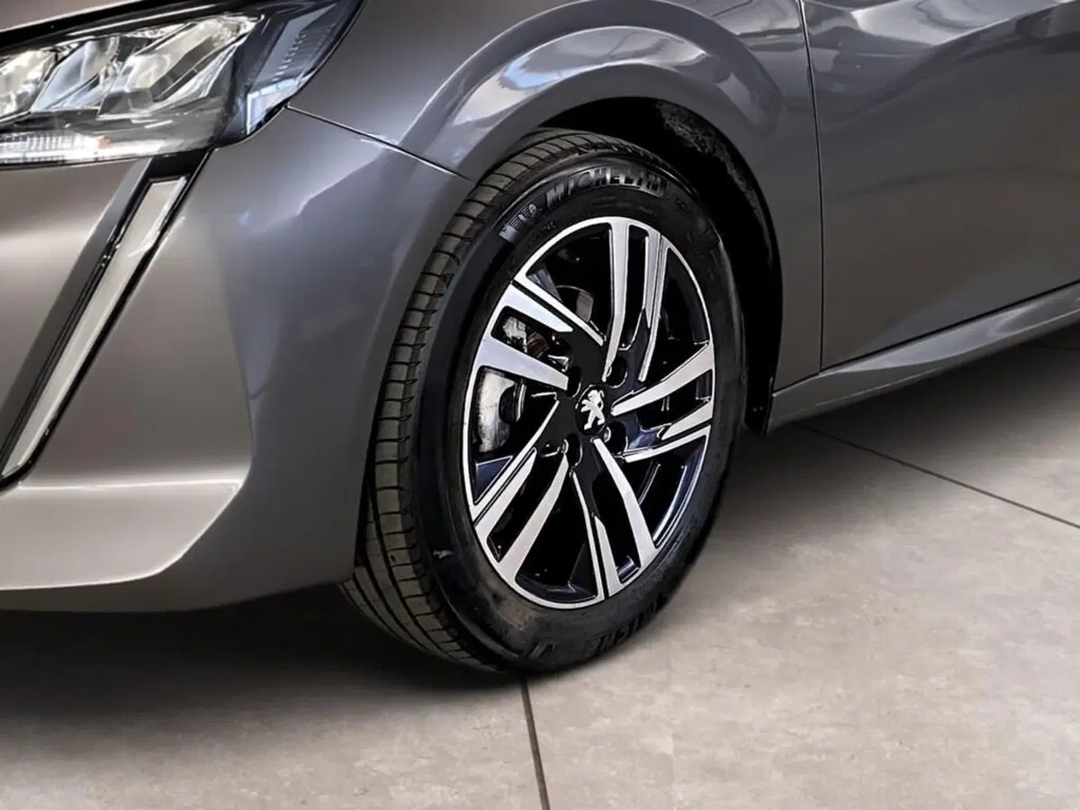 Peugeot 208 usata a Torino (15)