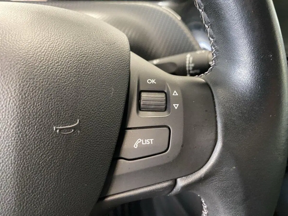 Peugeot 208 usata a Torino (13)