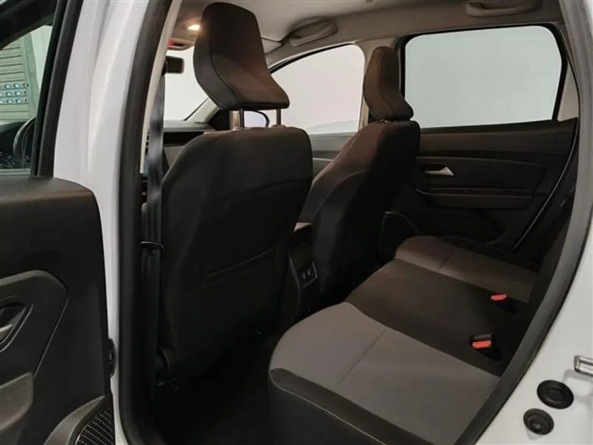 Dacia Duster usata a Siena (14)