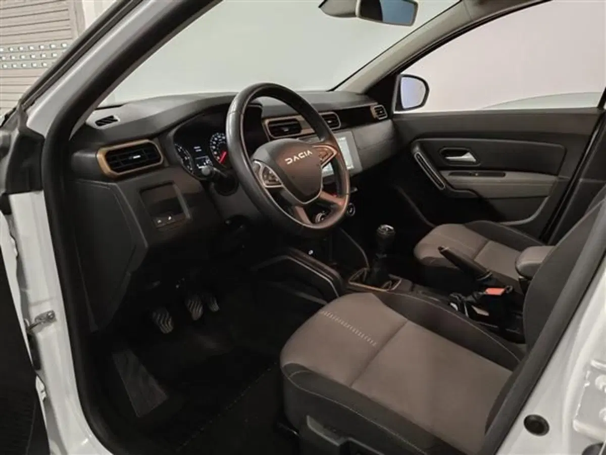 Dacia Duster usata a Siena (15)