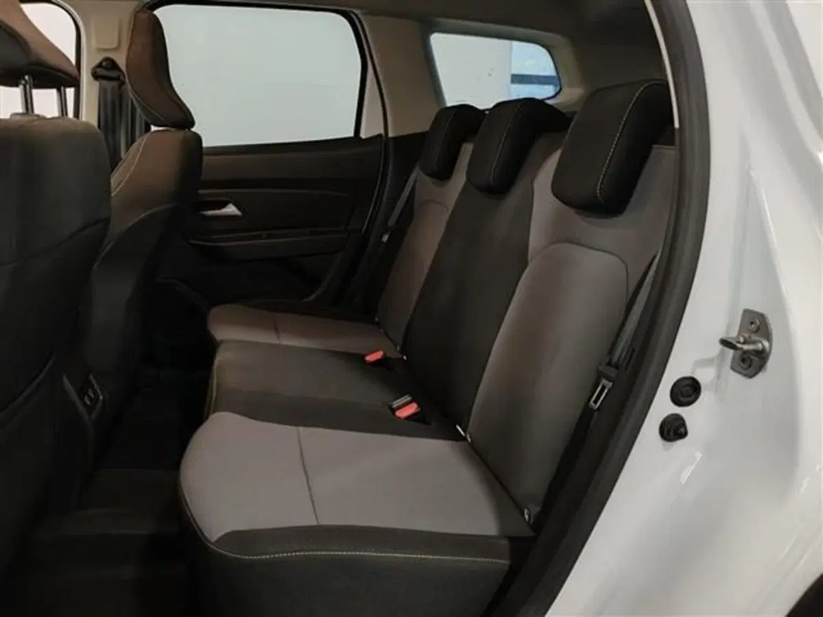 Dacia Duster usata a Siena (17)