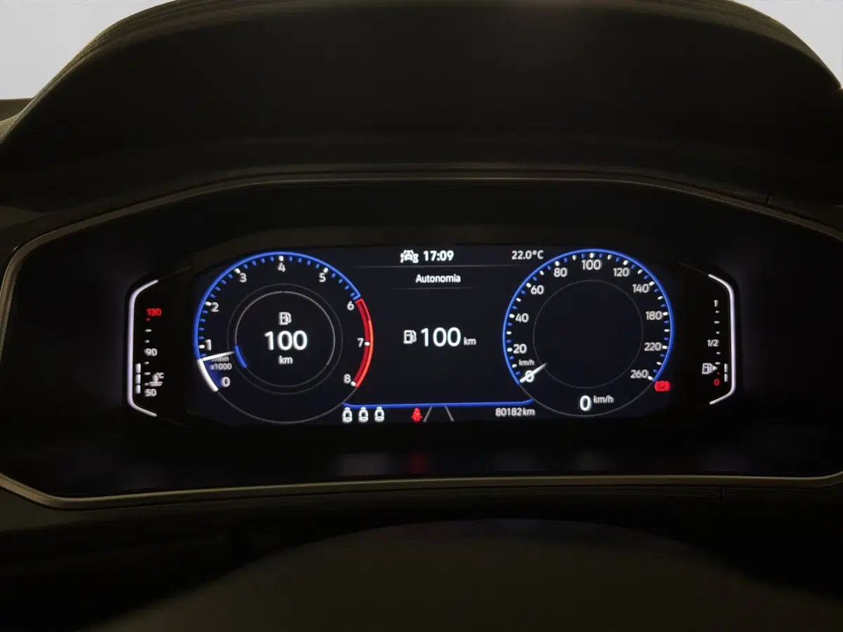 Volkswagen T-Roc usata a Genova (13)