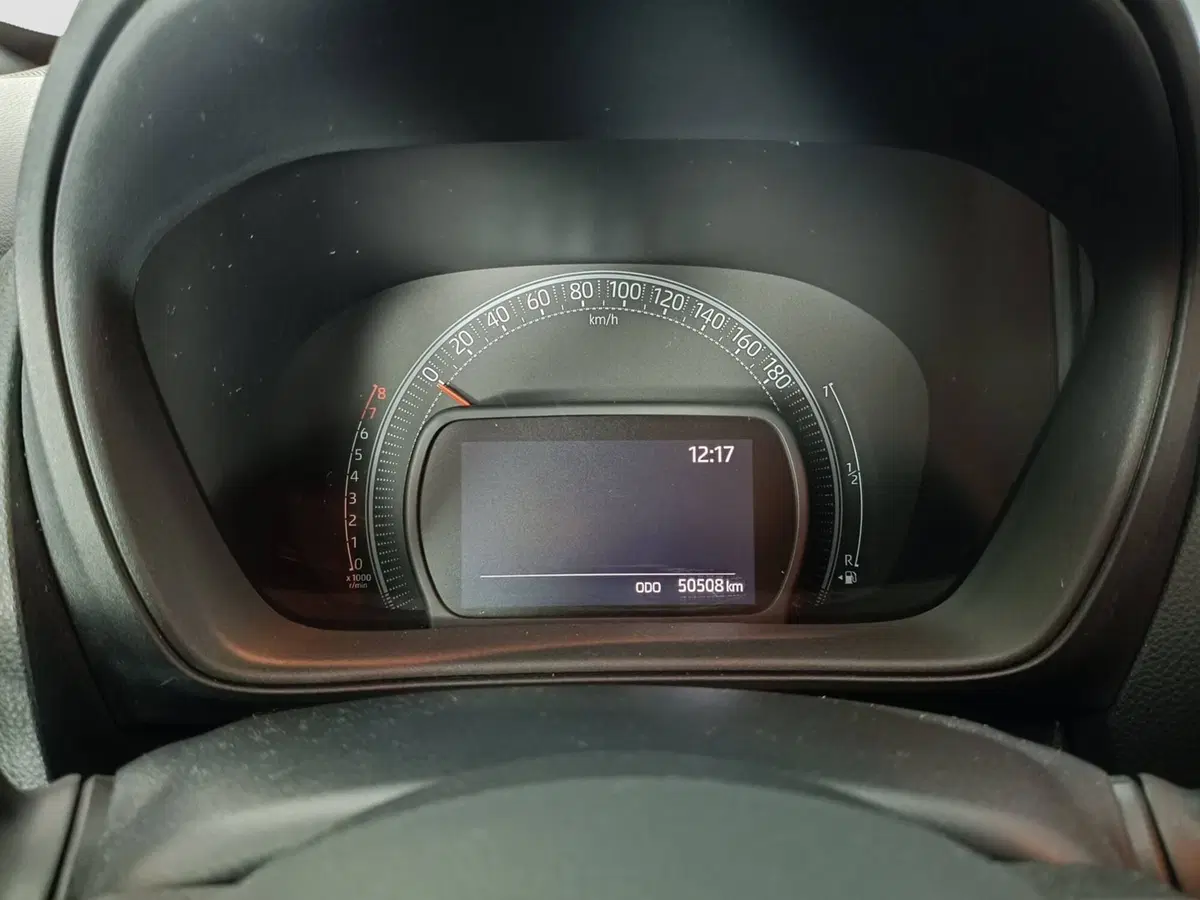 Toyota Aygo X usata a Ascoli Piceno (13)