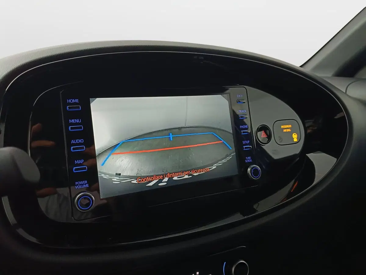 Toyota Aygo X usata a Ascoli Piceno (16)