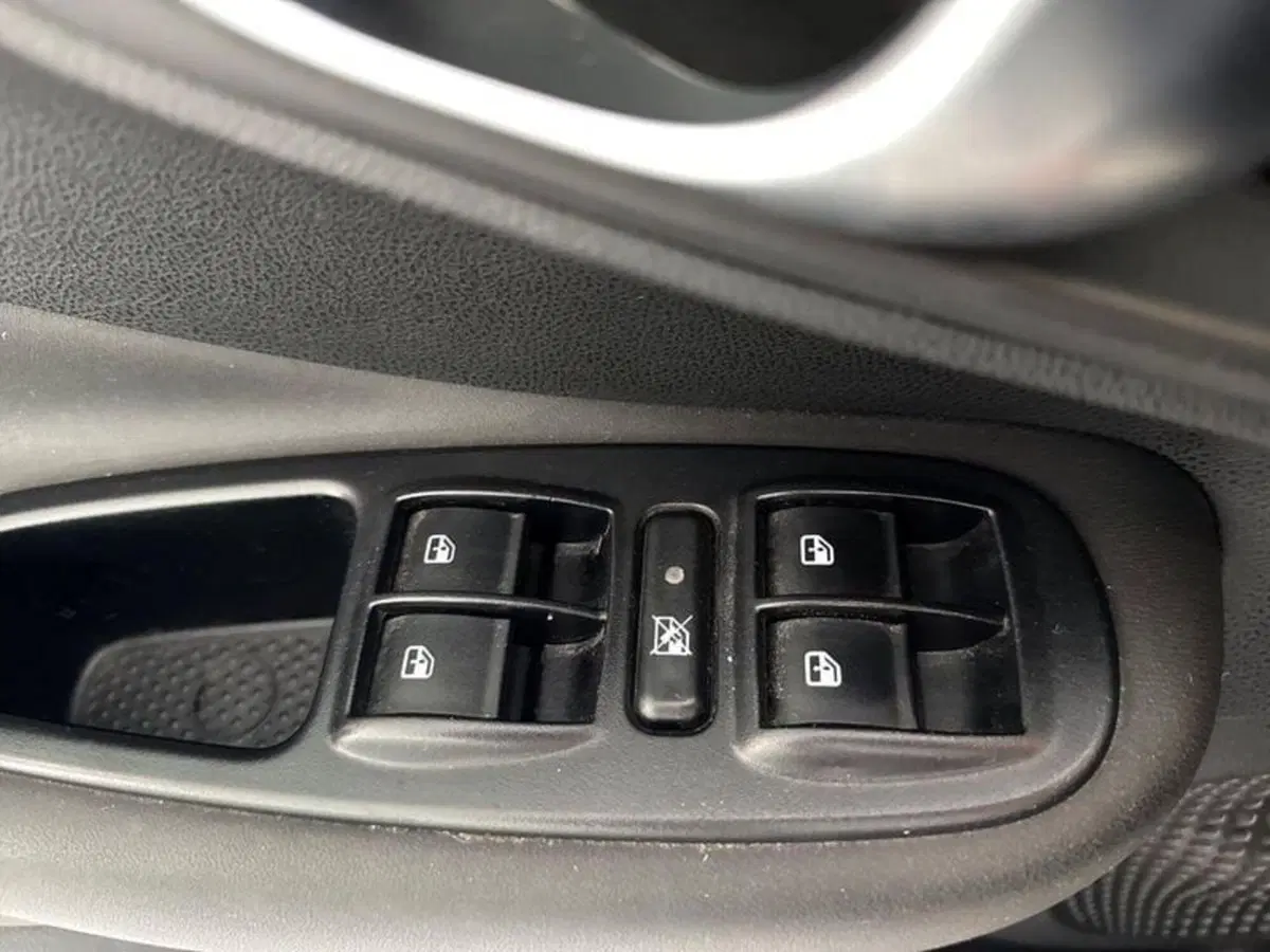 Fiat 500L usata a Prato (18)