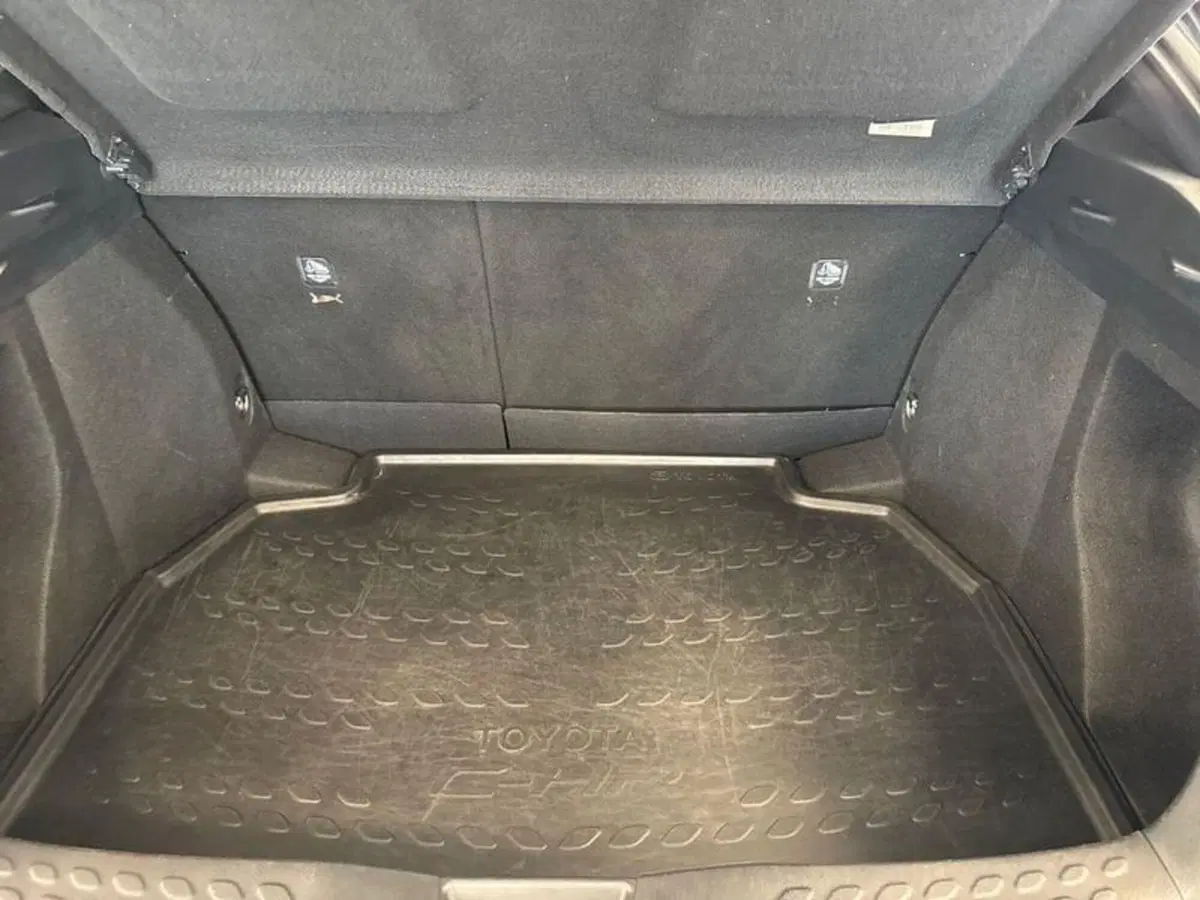 Toyota Toyota C-HR usata a Prato (12)
