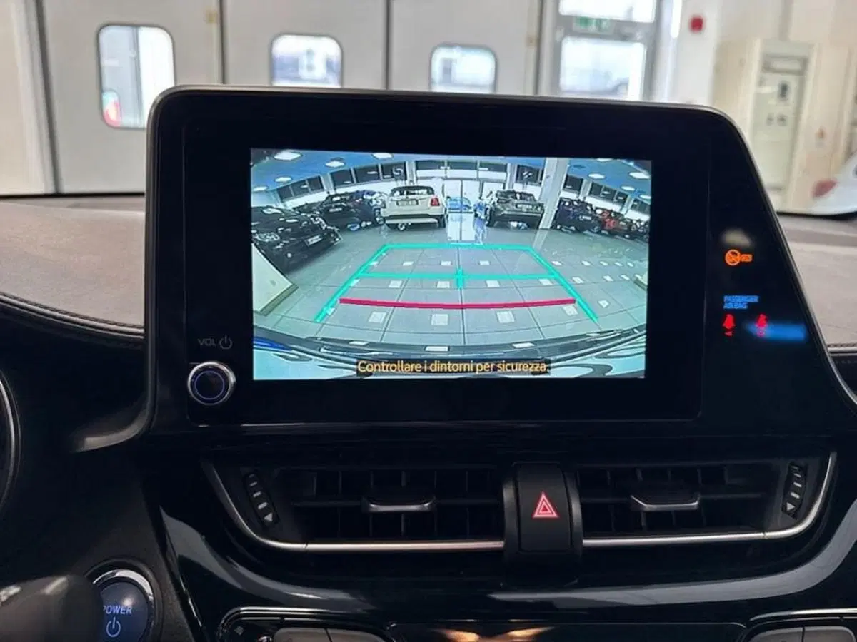 Toyota Toyota C-HR usata a Prato (16)