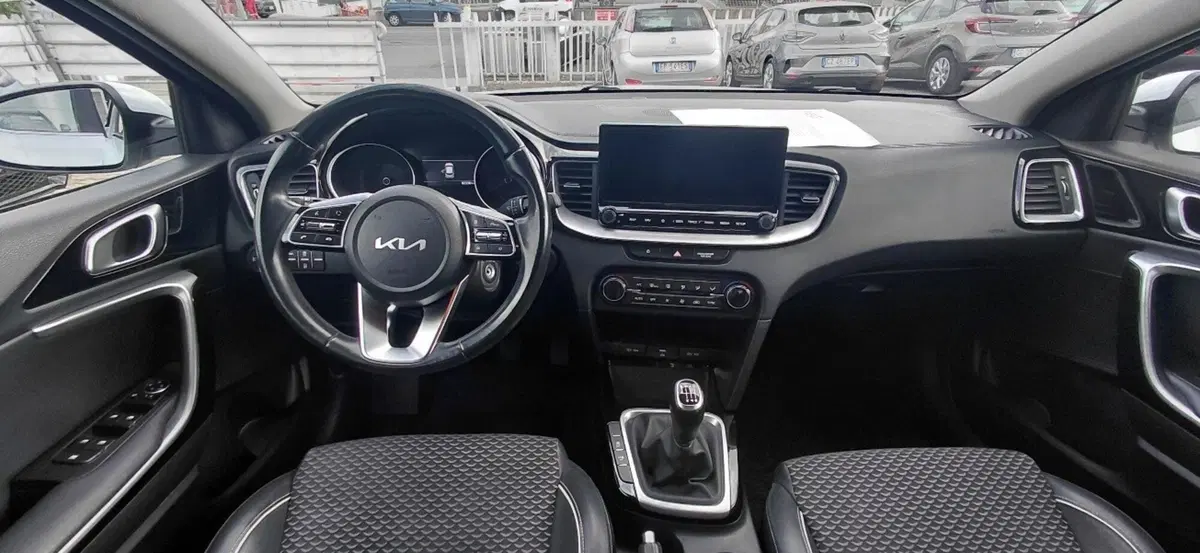 Kia XCeed usata a Cosenza (10)