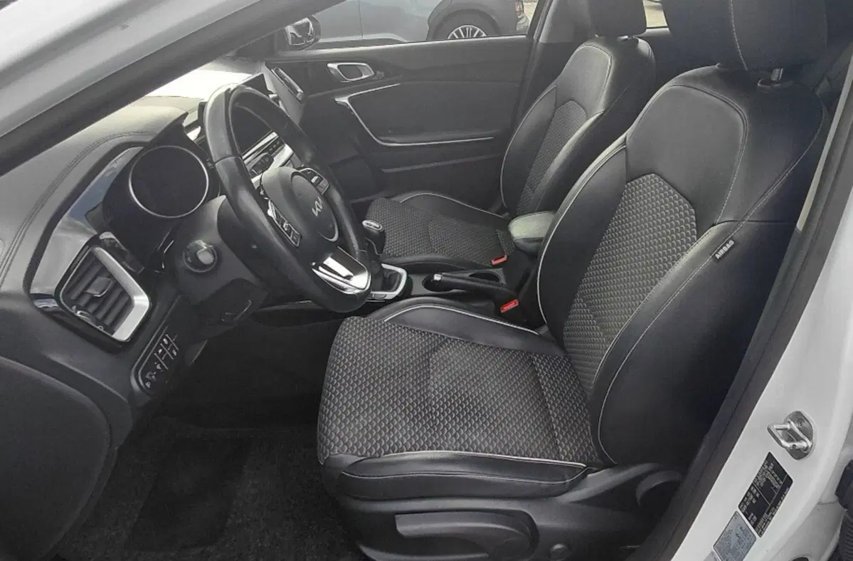 Kia XCeed usata a Cosenza (11)