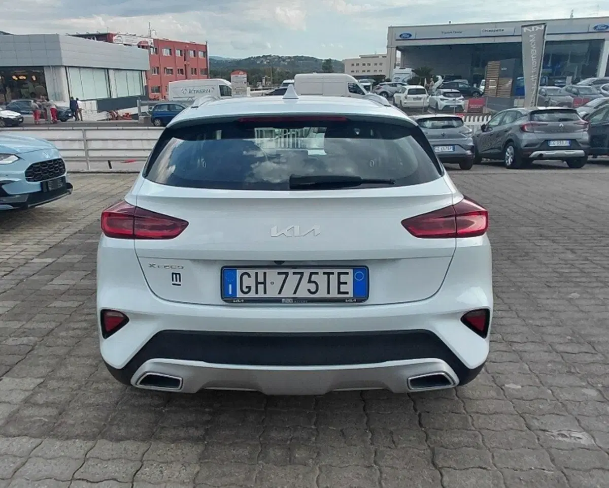 Kia XCeed usata a Cosenza (6)