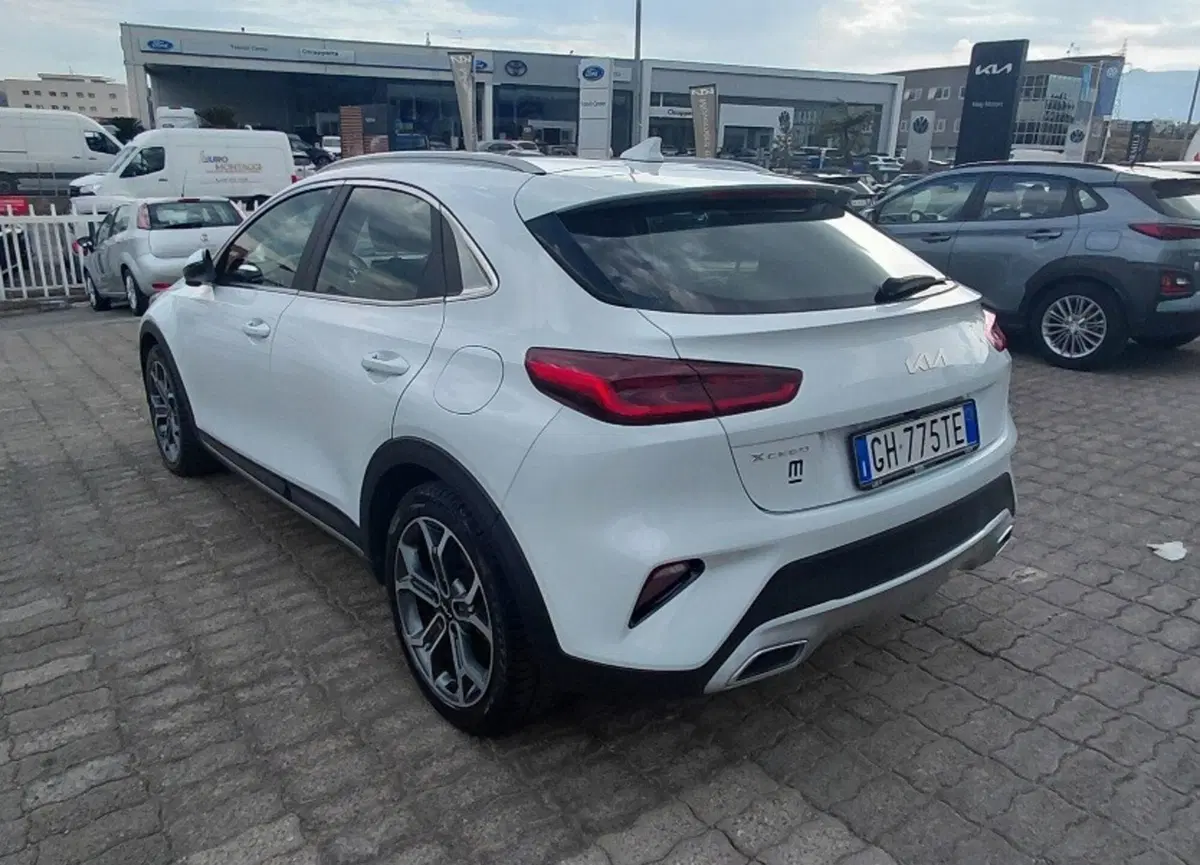 Kia XCeed usata a Cosenza (7)