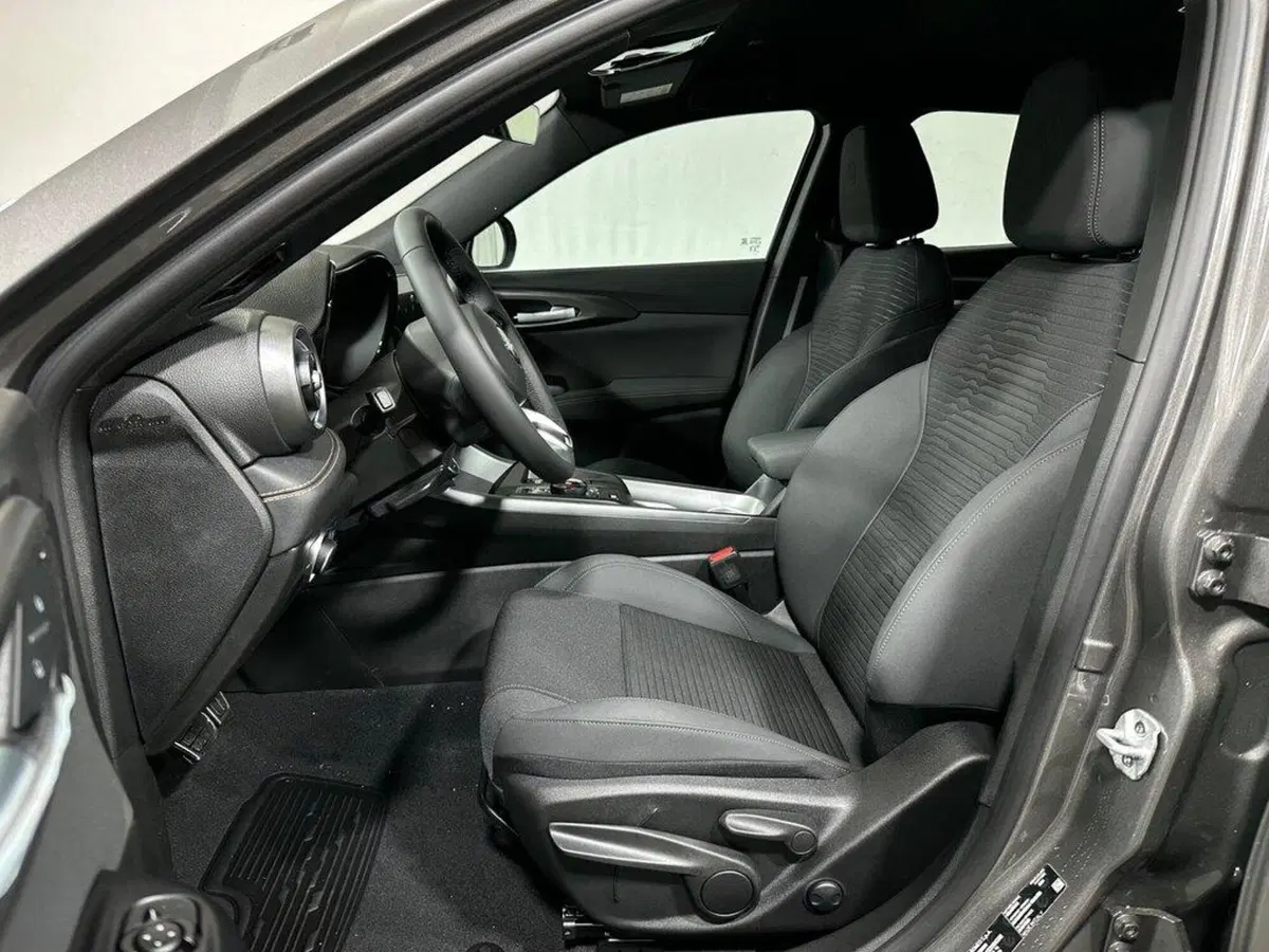 Alfa Romeo Tonale nuova a Sondrio (10)