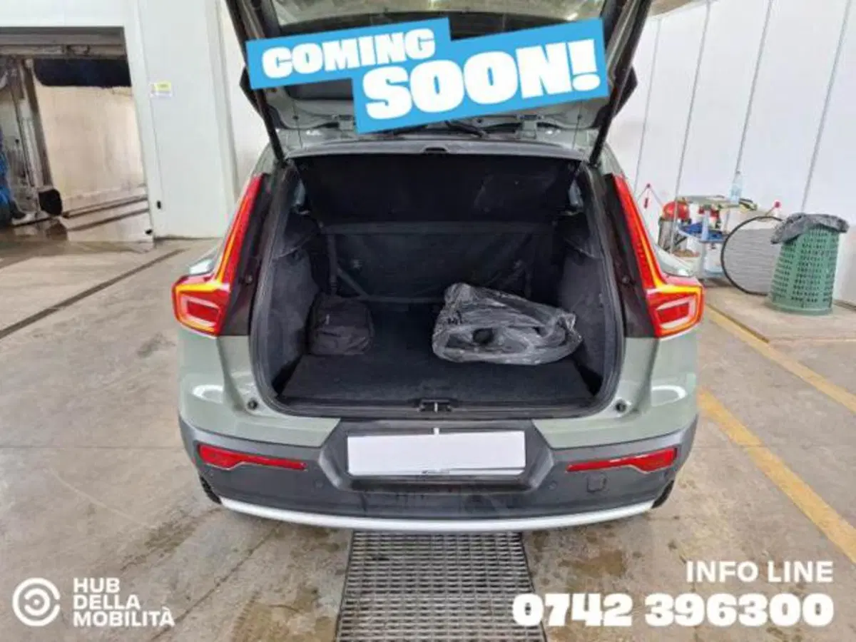 Volvo XC40 usata a Perugia (6)