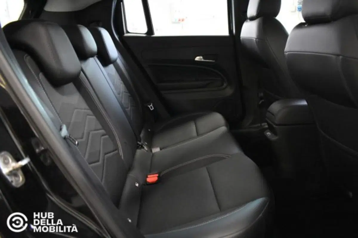 Jeep Avenger usata a Perugia (19)