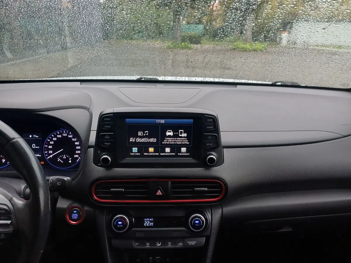 Hyundai Kona usata a Alessandria (11)