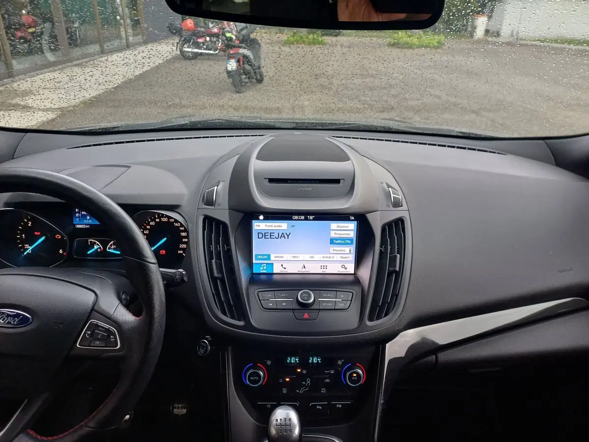 Ford Kuga usata a Alessandria (12)