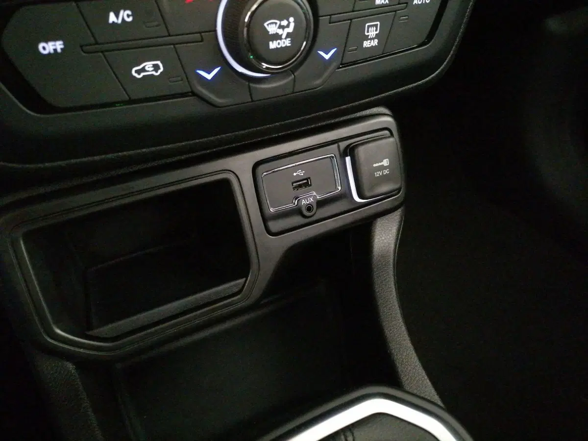Jeep Renegade usata a Roma (18)