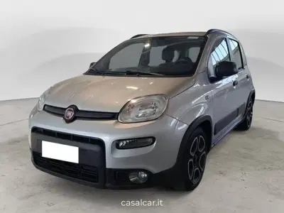Fiat Panda 1.0 FireFly S&S Hybrid City Cross del 2021 usata a Sala Consilina