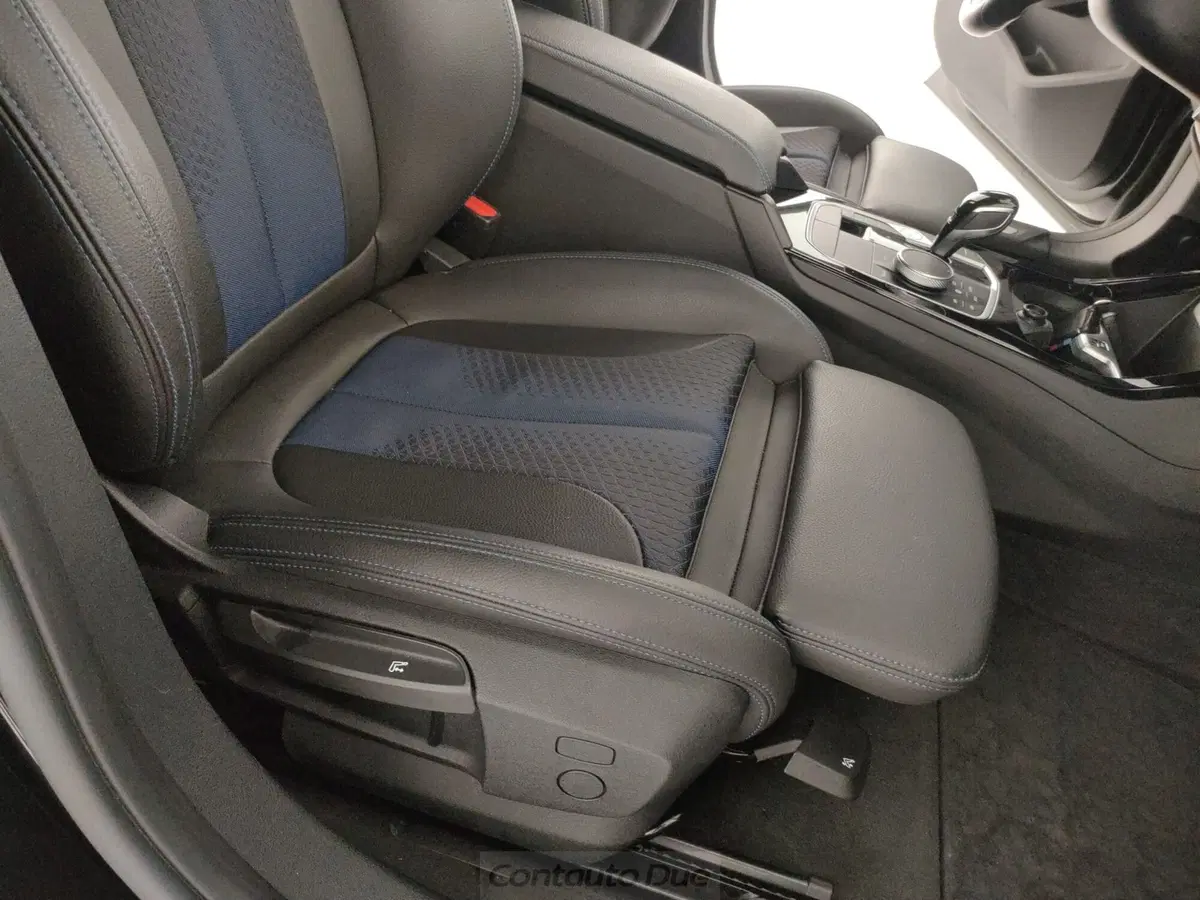 BMW Serie 1 usata a Caserta (20)