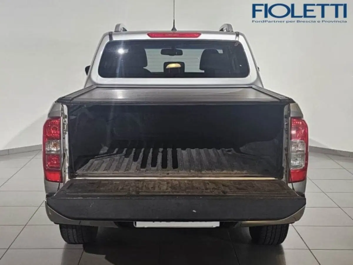 Nissan Navara usata a Brescia (15)