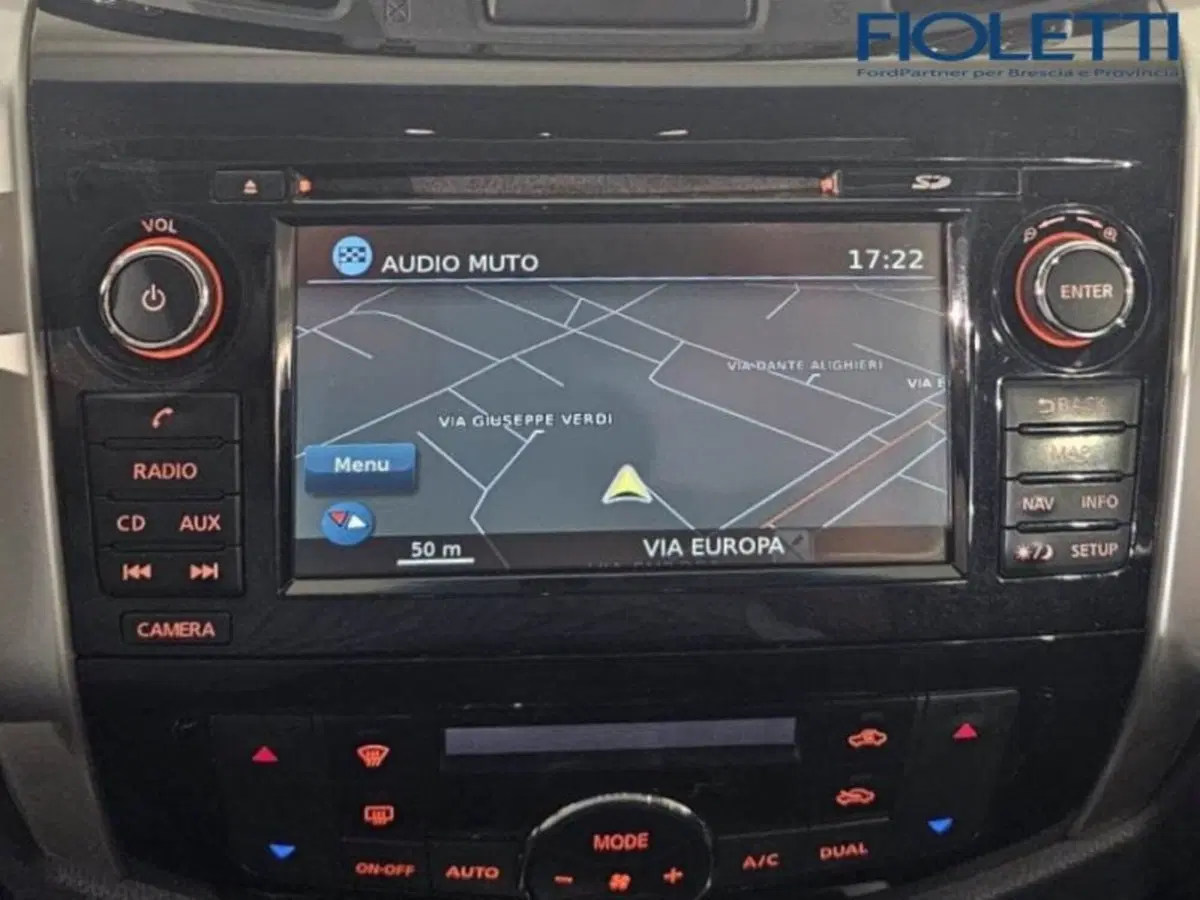 Nissan Navara usata a Brescia (9)