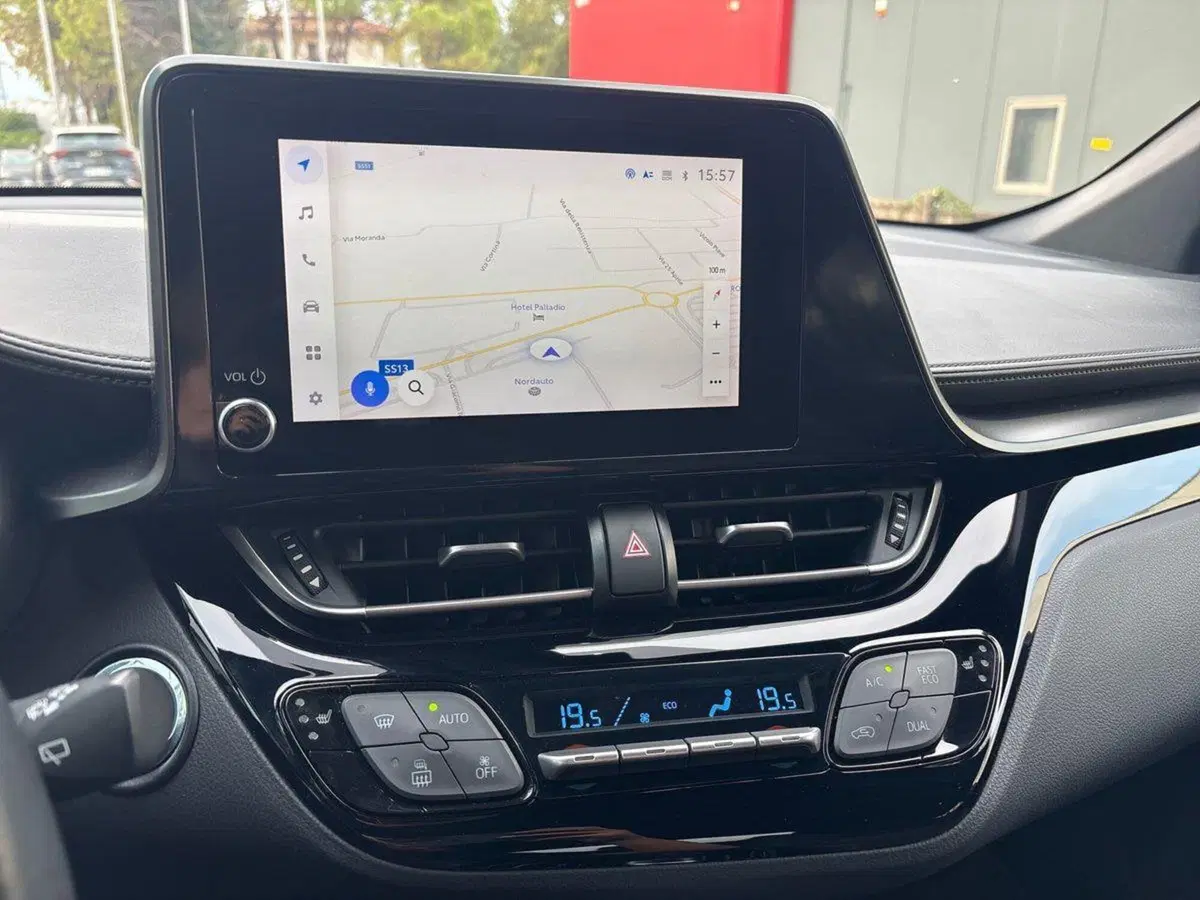 Toyota Toyota C-HR usata a Treviso (11)