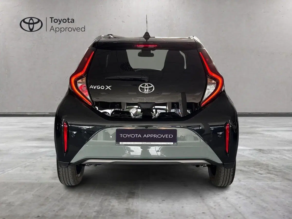 Toyota Aygo X usata a Prato (7)