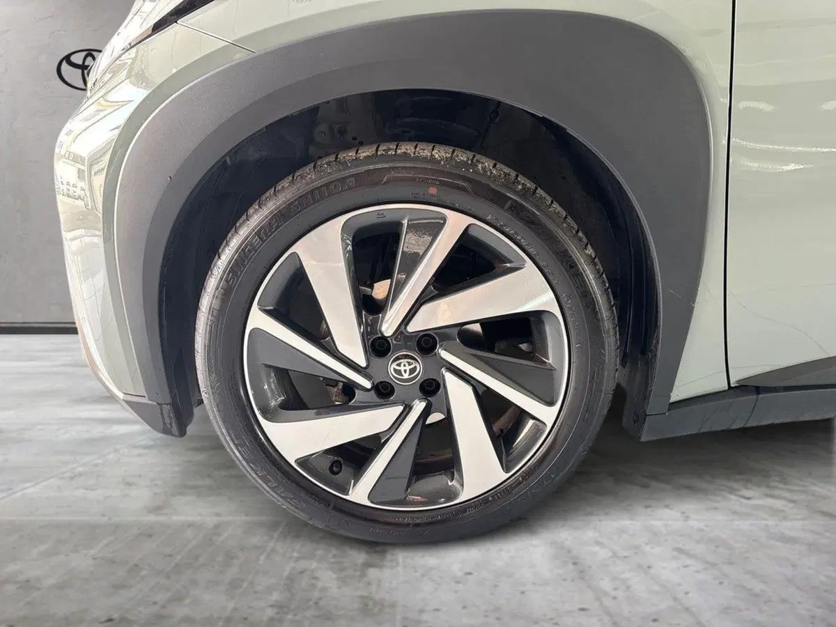 Toyota Aygo X usata a Prato (9)