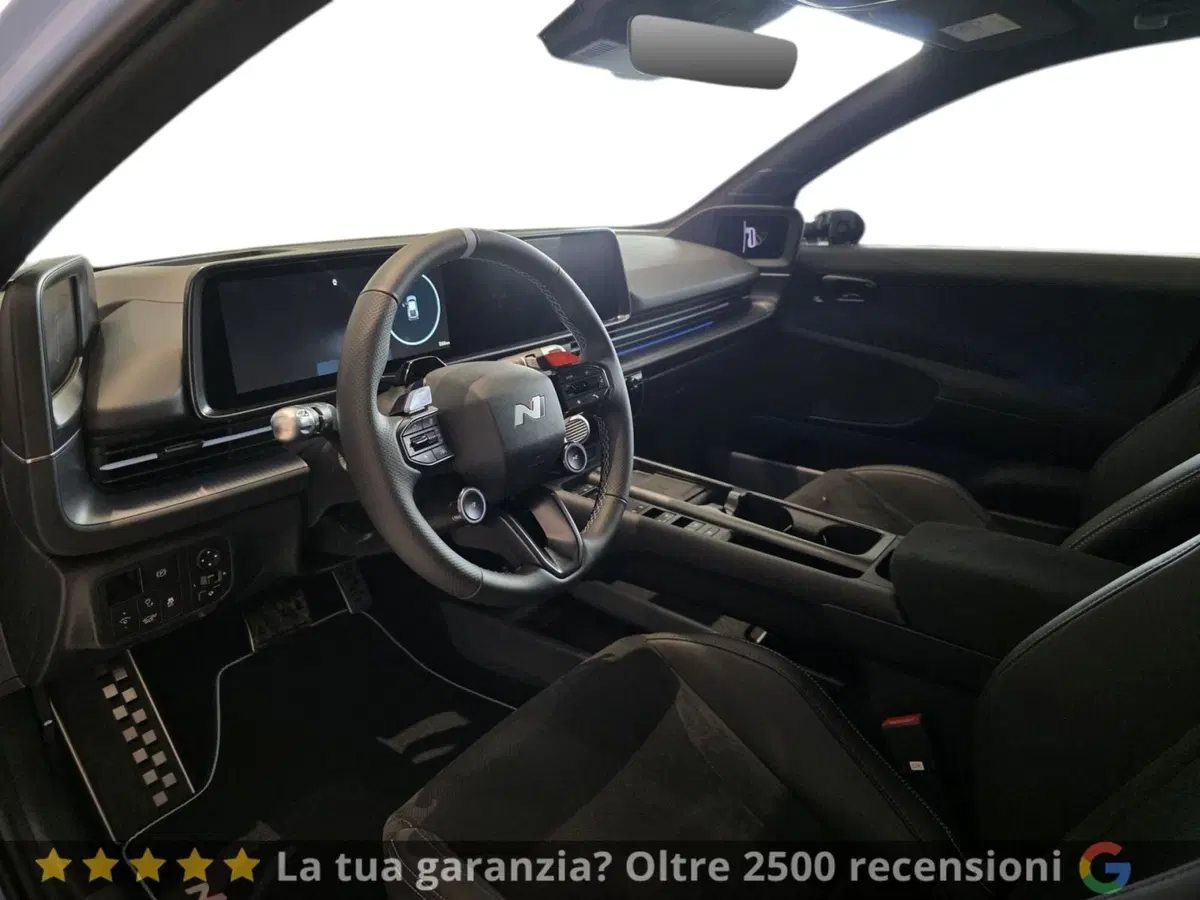 Hyundai Ioniq 6 N nuova a Pistoia (6)