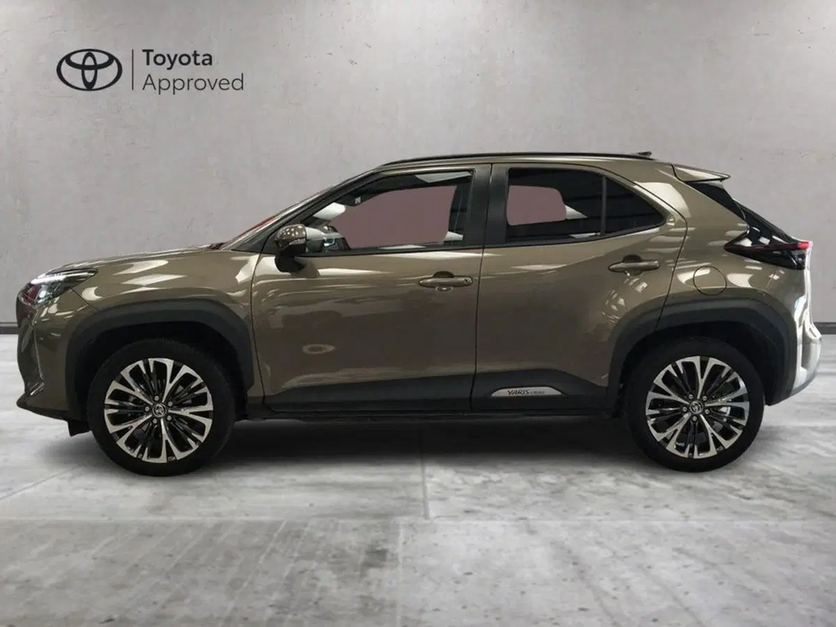 Toyota Yaris Cross usata a Roma (3)